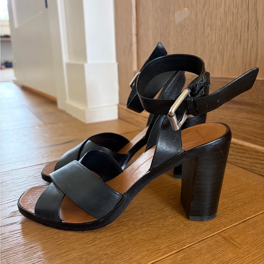 Dolce Vita Black Cross-Strap Block Heel Sandal